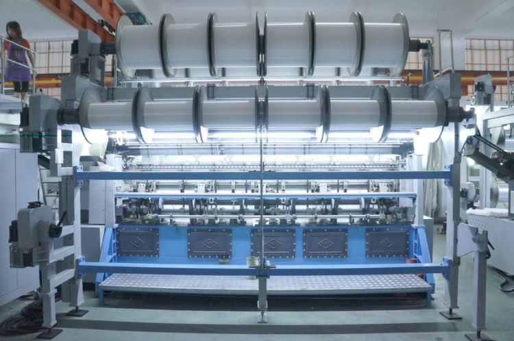 Máquina de tricô de urdidura de fábrica Zhongzhi